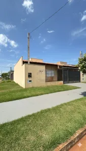 Casa com 3 Quartos à venda, 86m² no Conjunto Residencial Monte Carlo, Dourados
