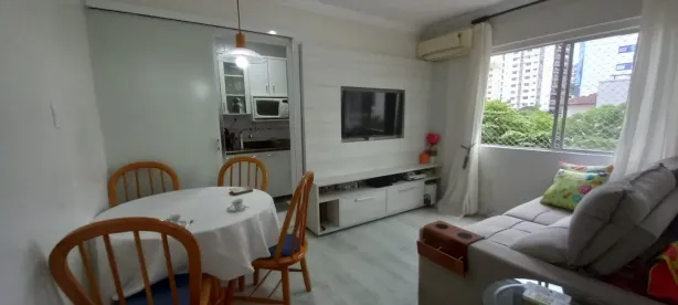 Apartamento com 2 Quartos à venda, 48m² no Centro, Florianópolis