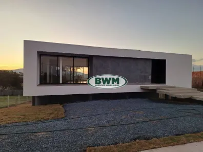 Casa de Condomínio com 4 Quartos à venda, 250m² no Jd N Sra Salete, Araçoiaba da Serra