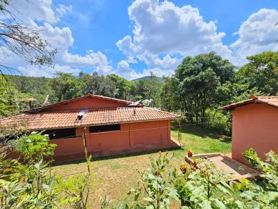Fazenda/Sítio com 2 Quartos à venda, 2500m² no Centro, Itatiaiuçu
