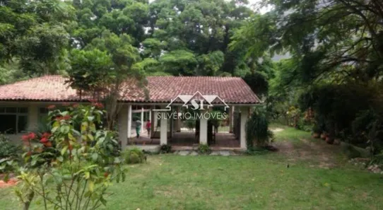 Fazenda/Sítio com 6 Quartos à venda, 400m² no Camorim, Rio de Janeiro