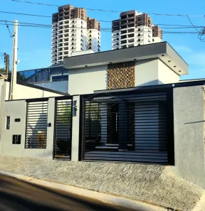 Casa com 4 Quartos à venda, 190m² no Centro, Botucatu