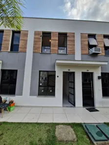 Casa de Condomínio com 2 Quartos à venda, 53m² no Vargem Grande, Rio de Janeiro
