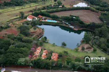 Imóvel Comercial com 19 Quartos à venda, 51500m² no Vila São Francisco, Apucarana