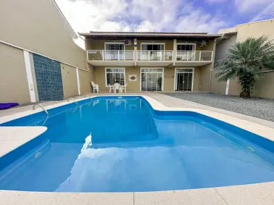 Casa com 3 Quartos à venda, 245m² no Itacolomi, Balneário Piçarras