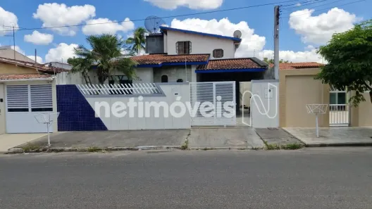Ponto Comercial com 5 Quartos para alugar, 250m² no Capuchinhos, Feira de Santana