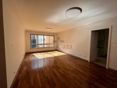 Apartamento com 3 Quartos à venda, 124m² no Cerqueira César, São Paulo