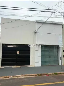 Casa com 3 Quartos para alugar, 143m² no Centro, Piracicaba