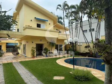 Casa de Condomínio com 8 Quartos à venda, 409m² no Jardim Acapulco, Guarujá