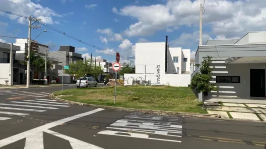 Lote/Terreno à venda, 201m² no Jardim Park Real, Indaiatuba