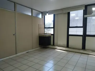 Sala Comercial à venda, 130m² no Santa Efigênia, Belo Horizonte