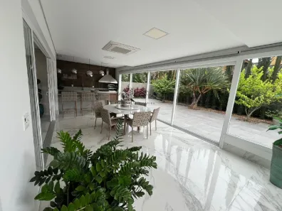 Casa de Condomínio com 4 Quartos à venda, 350m² no Granja Viana, Cotia