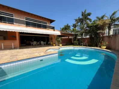 Casa com 6 Quartos à venda, 209m² no Jardim Virgínia, Guarujá