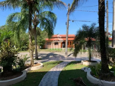 Sobrado com 4 Quartos à venda, 220m² no Morada da Praia, Bertioga