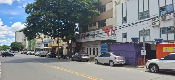 Prédio Comercial com 6 Quartos à venda, 865m² no Setor Central, Goiânia