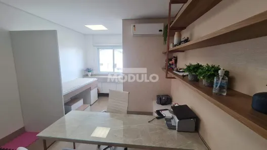 Sala Comercial à venda, 25m² no Santa Mônica, Uberlândia