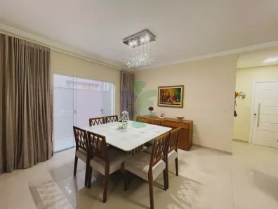 Casa de Condomínio com 4 Quartos à venda, 194m² no Jardim Crystal Park, Jacareí