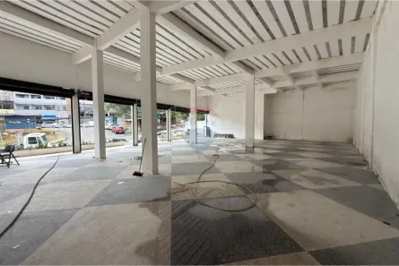 Galpão/Depósito/Armazém para alugar, 370m² no São Cristóvão, Salvador