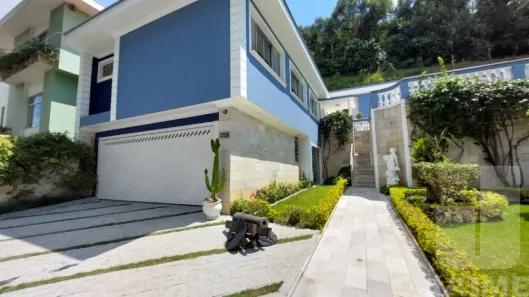 Sobrado com 5 Quartos à venda, 400m² no Vila Fiat Lux, São Paulo