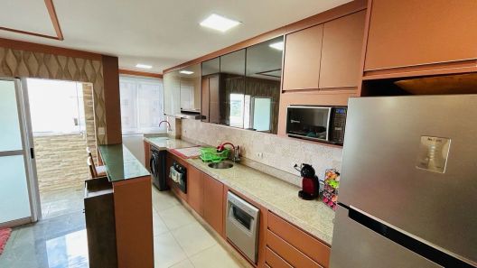 Apartamento com 2 Quartos à venda, 50m² no Vila Emília, Maringá