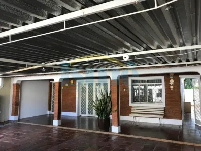Casa com 3 Quartos à venda, 176m² no Vila Santa Isabel, Campinas