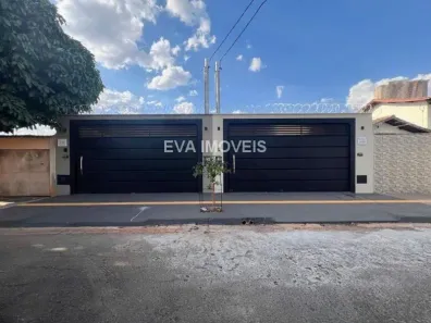 Casa com 3 Quartos à venda, 196m² no Jardim América, Goiânia