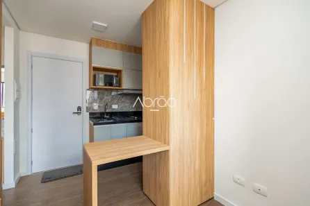 Apartamento com 1 Quarto para alugar, 24m² no Centro, Curitiba