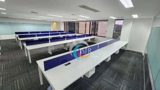 Sala Comercial para alugar, 490m² no Vila Olímpia, São Paulo