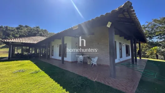 Fazenda/Sítio com 3 Quartos à venda, 250m² no Sousas, Campinas