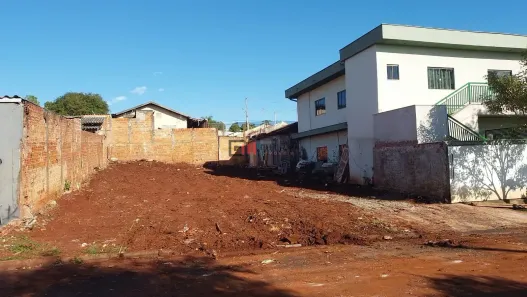 Lote/Terreno à venda, 300m² no Parque Residencial Ana Rosa, Cambé