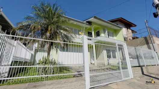 Casa com 3 Quartos à venda, 251m² no São Leopoldo, Caxias do Sul
