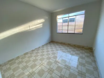 Apartamento com 2 Quartos para alugar, 61m² no Santa Terezinha, Juiz de Fora
