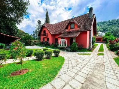 Casa com 4 Quartos à venda, 419m² no Vargem Grande, Teresópolis