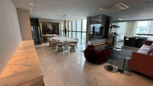Apartamento com 4 Quartos à venda, 220m² no Maurício de Nassau, Caruaru