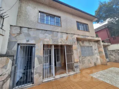 Sobrado com 5 Quartos à venda, 220m² no Indianópolis, São Paulo