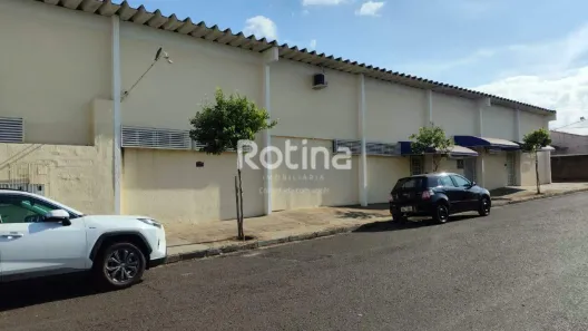 Sala Comercial para alugar, 60m² no Brasil, Uberlândia