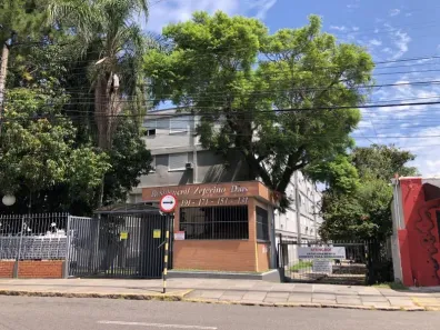 Apartamento com 3 Quartos para alugar, 70m² no Sarandi, Porto Alegre