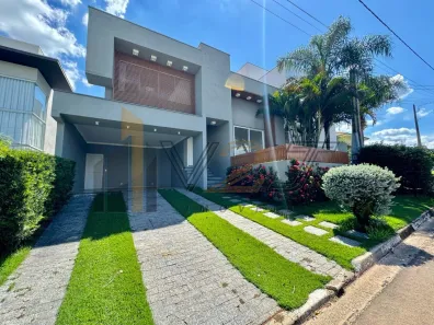Casa com 3 Quartos para alugar, 240m² no Pinheirinho, Vinhedo