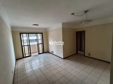 Apartamento com 3 Quartos para alugar, 96m² no Saraiva, Uberlândia