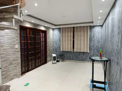 Sobrado com 3 Quartos para alugar, 180m² no Cidade das Flores, Osasco