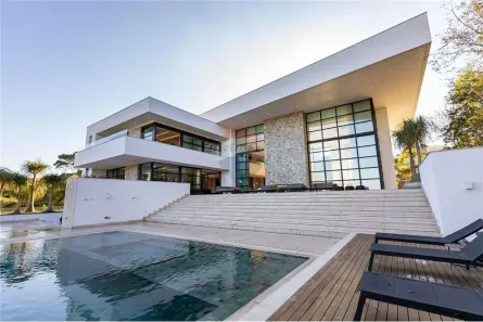 Casa com 5 Quartos à venda, 1230m² no Vila David Antônio, Campo Largo