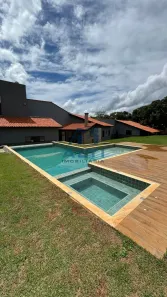 Fazenda/Sítio com 3 Quartos à venda, 2363m² no Vale dos Lagos, Tatuí
