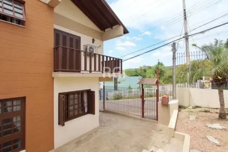 Casa com 4 Quartos à venda, 259m² no Teresópolis, Porto Alegre