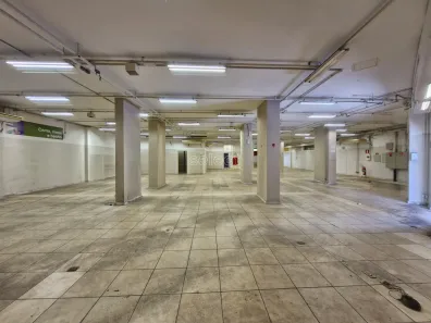 Ponto Comercial para alugar, 587m² no Centro, Juiz de Fora