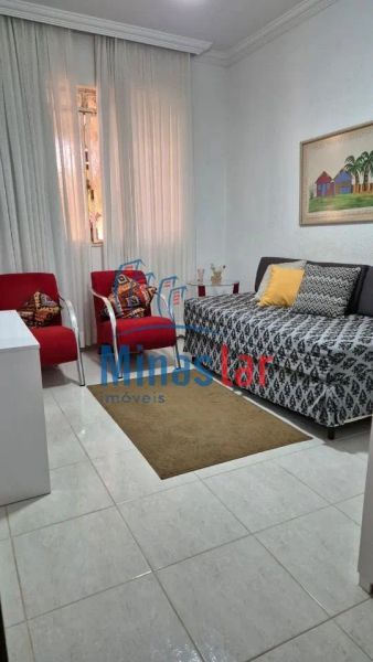 Casa com 3 quartos — Santa Efigênia, Belo Horizonte