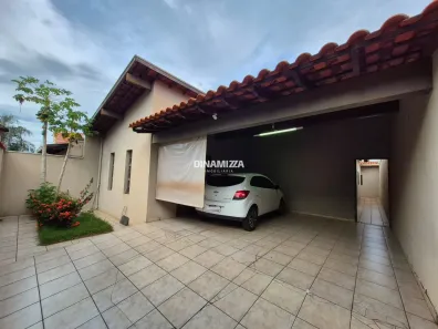 Casa com 4 Quartos à venda, 252m² no Deolinda Laura, Uberaba