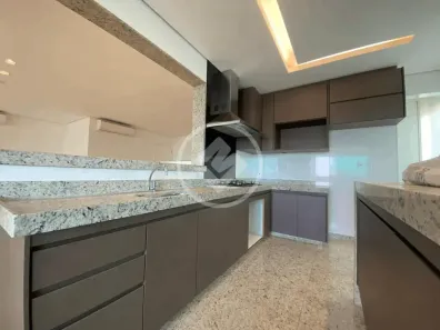 Cobertura com 3 Quartos à venda, 216m² no Santa Mônica, Uberlândia