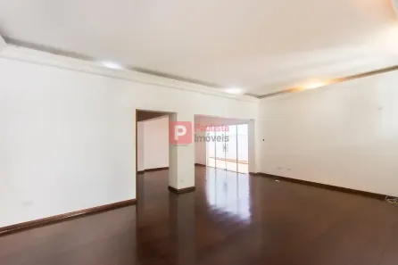Casa com 3 Quartos à venda, 380m² no Moema, São Paulo