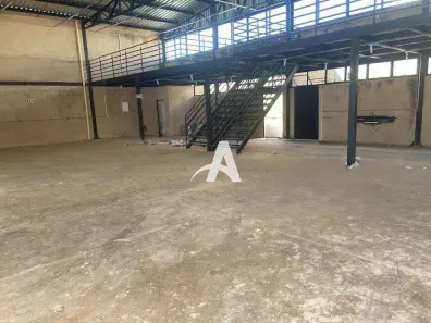 Galpão/Depósito/Armazém para alugar, 403m² no Novo Mundo, Uberlândia