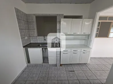 Casa com 1 Quarto para alugar, 42m² no Presidente Roosevelt, Uberlândia